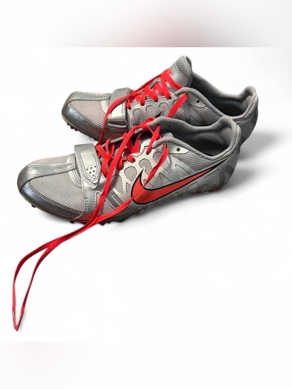 Nike Women’s Silver Athletic Shoes with Ponk Swoosh and Laces